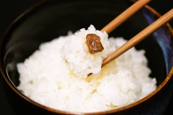 琉球王朝秘伝　豆腐よう 古酒泡盛43°仕込（桃） 紅麴は使っていません　唐辛子入