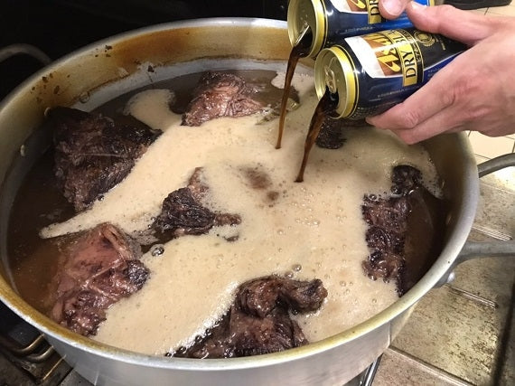※配送先　北海道限定※　黒毛和牛の黒ビール煮【10,000円以上送料無料】