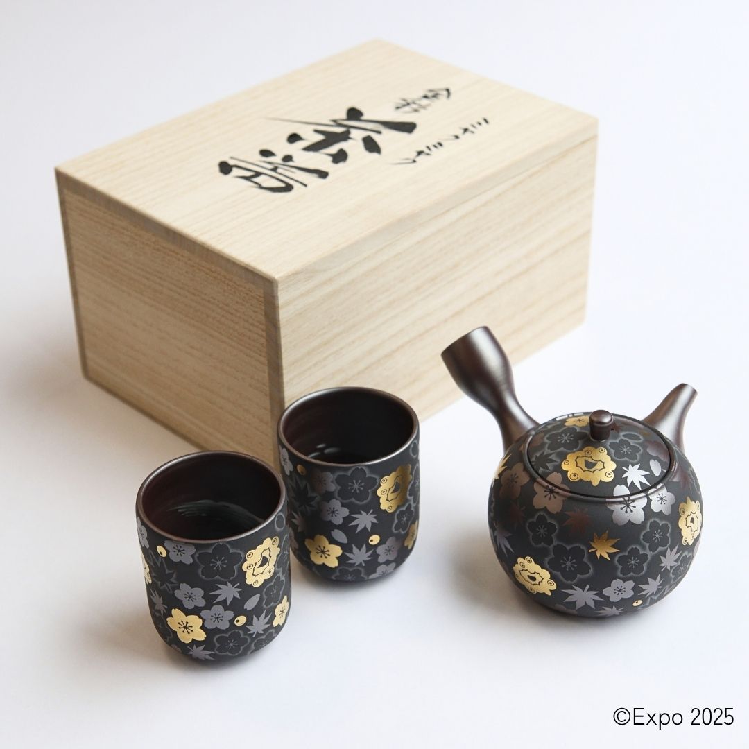 予約商品】EXPO2025 ミャクミャク 萬古焼 金彩茶器 YNC/071