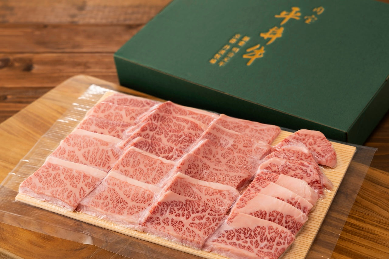 【送料無料｜化粧箱入り】京都黒毛和牛「肉宝 平井牛」霜降り焼肉用 500g（3~4人前）〈冷凍便〉【お歳暮・ギフト・プレゼントにも最適です】