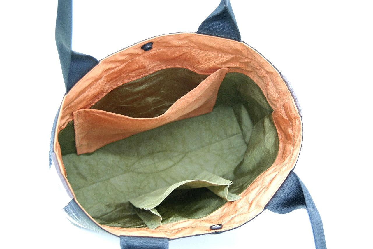 トートバッグ【Mサイズ】収納口３０ｃｍ 高さ 約２５ｃｍ×幅２５ｃｍ×マチ１０ｃｍ 持手長さ５５ｃｍ 重さ６００ｇ