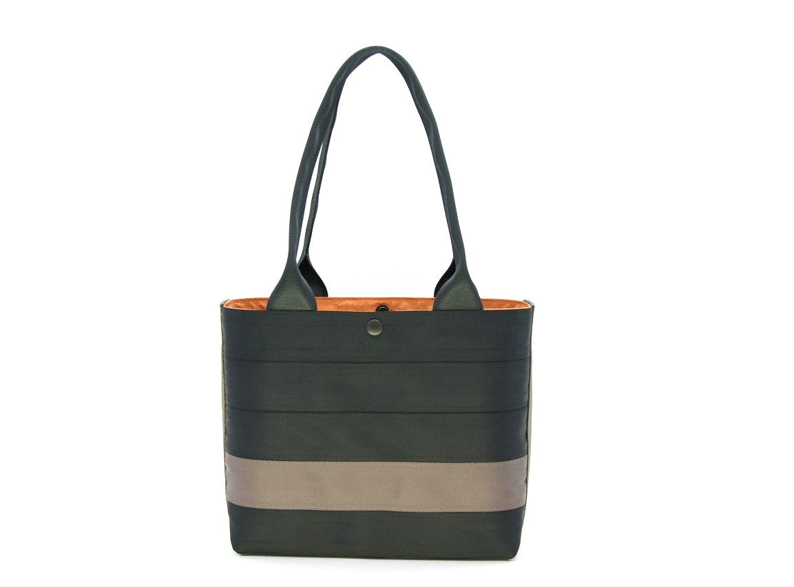 トートバッグ【Mサイズ】収納口３０ｃｍ 高さ 約２５ｃｍ×幅２５ｃｍ×マチ１０ｃｍ 持手長さ５５ｃｍ 重さ６００ｇ