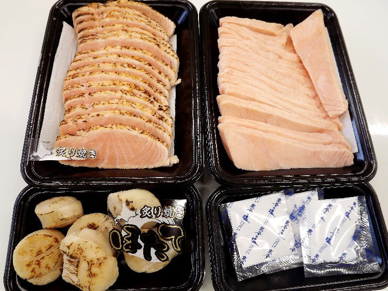 【送料無料サーモン】「香ばしい炙り焼き」「大とろお刺身」を【宗谷の塩】で食べ比べを！※新作はミネラル豊富な「宗谷の塩」付き！【5400円の品を炙り刺身ほたてもセットし】