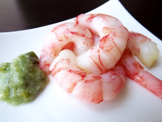 【お刺身と味噌汁で】船内冷凍ー60℃刺身用「甘えび」（約15尾）300ｇ※最も寒い時期のエビです※【今年はお買得！昨年2400円の品が】