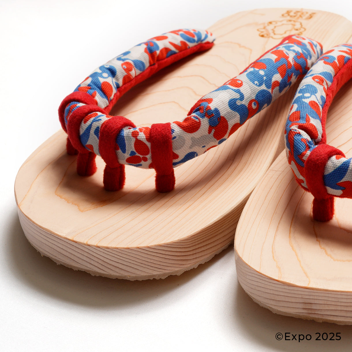 EXPO2025 VI  東濃ひのき製品 五本指下駄