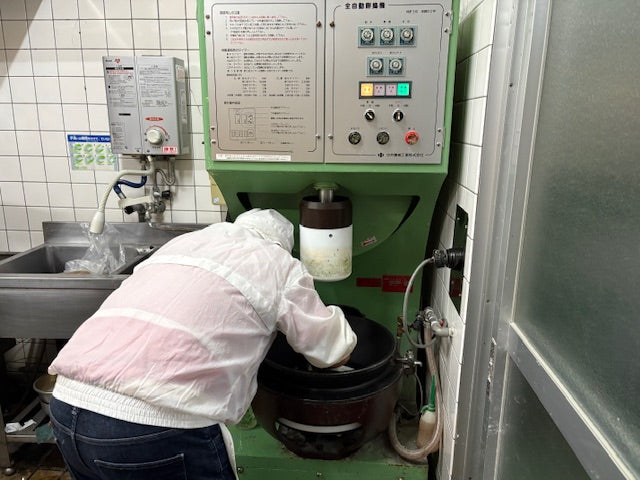 杵でつきたて・無添加　正月用丸もち予約受付中！（滋賀県甲賀産羽二重新米使用）