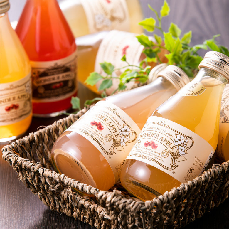 青森県産　無添加　りんごジュース　ＷＯＮＤＥＲ　ＡＰＰＬＥ　プレミアムブレンド　１８０ｍｌ　１２本入り　【送料無料】