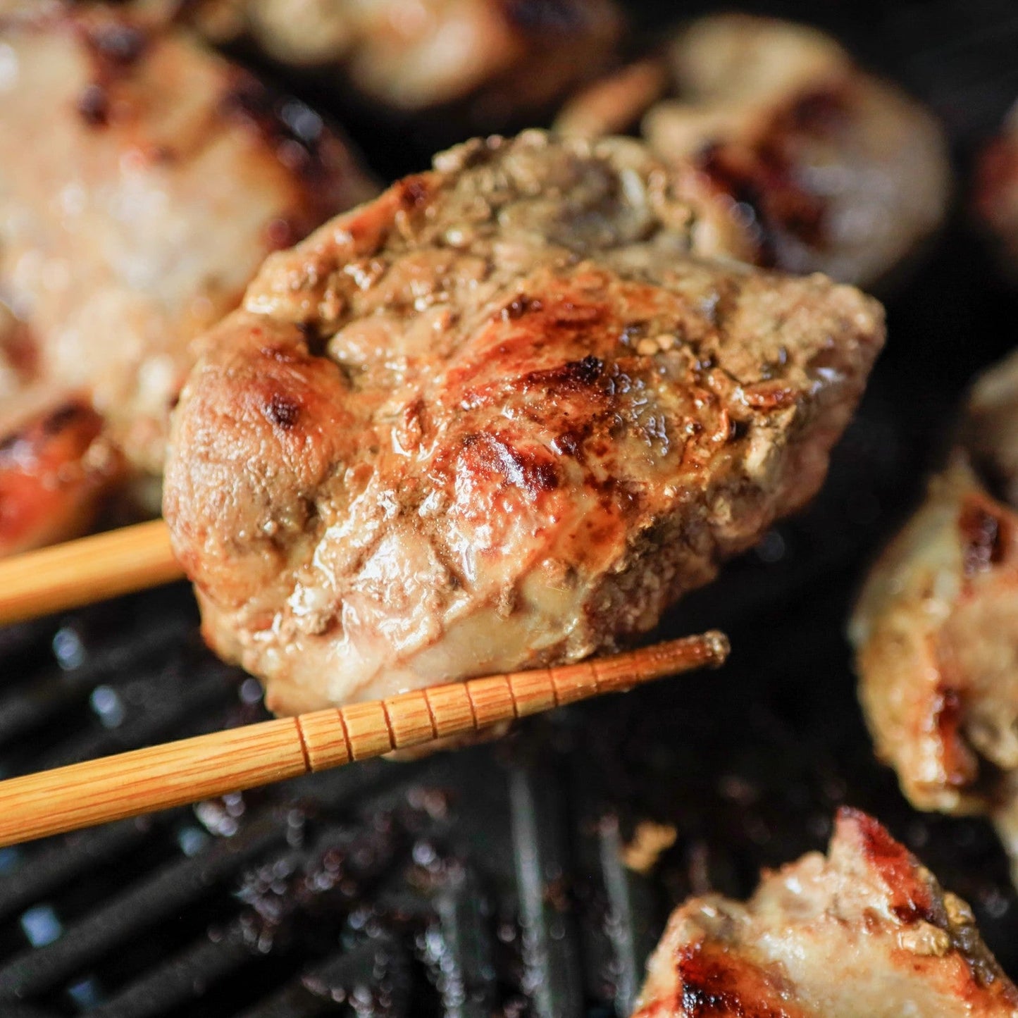 国産 豚ほほ肉 1キロ 頬肉 カシラ コメカミ ブロック