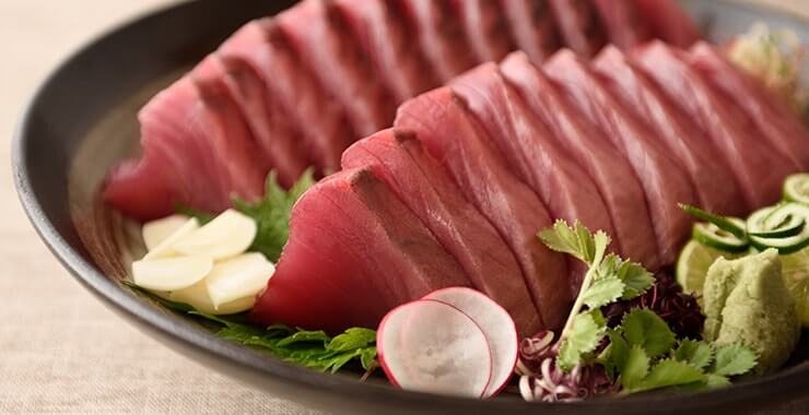 土佐料理 司  鰹のたたき2本・鰹刺身1本セット　かつおのたたき　カツオタタキ　高知　土佐　戻り鰹　【カニ・鮮魚・魚介類】