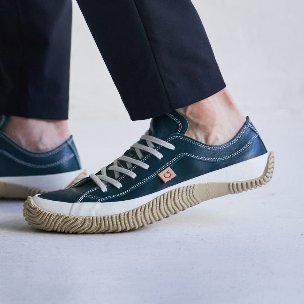 【SPINGLE スピングル SP-110】カンガルーレザースニーカーの定番品　◆サッカーや野球のスパイクにも使われるカンガルーレザーを使用し、疲れにくく感じるほどの履き心地！※ 靴 日本製ハンドメイドスニーカー サイズ交換可能 スピングル