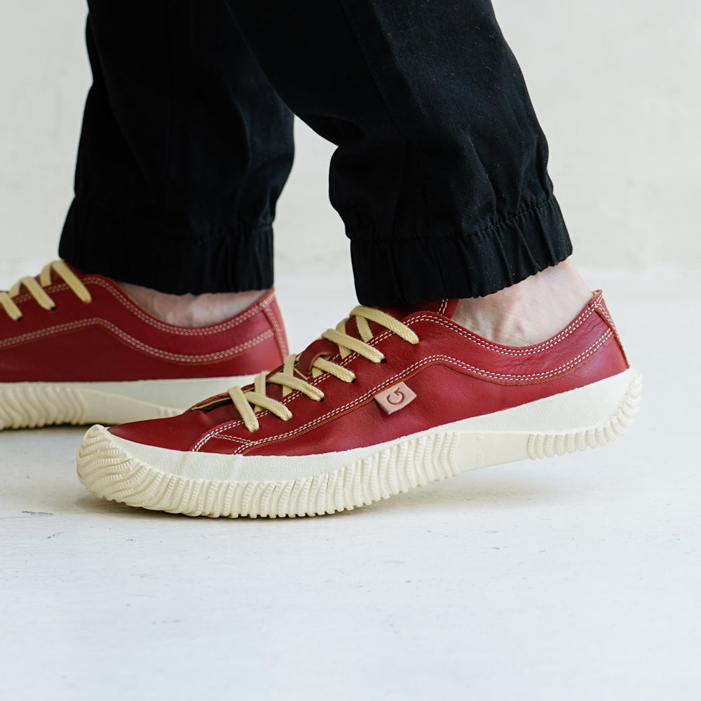 【SPINGLE スピングル SP-110】カンガルーレザースニーカーの定番品　◆サッカーや野球のスパイクにも使われるカンガルーレザーを使用し、疲れにくく感じるほどの履き心地！※ 靴 日本製ハンドメイドスニーカー サイズ交換可能 スピングル