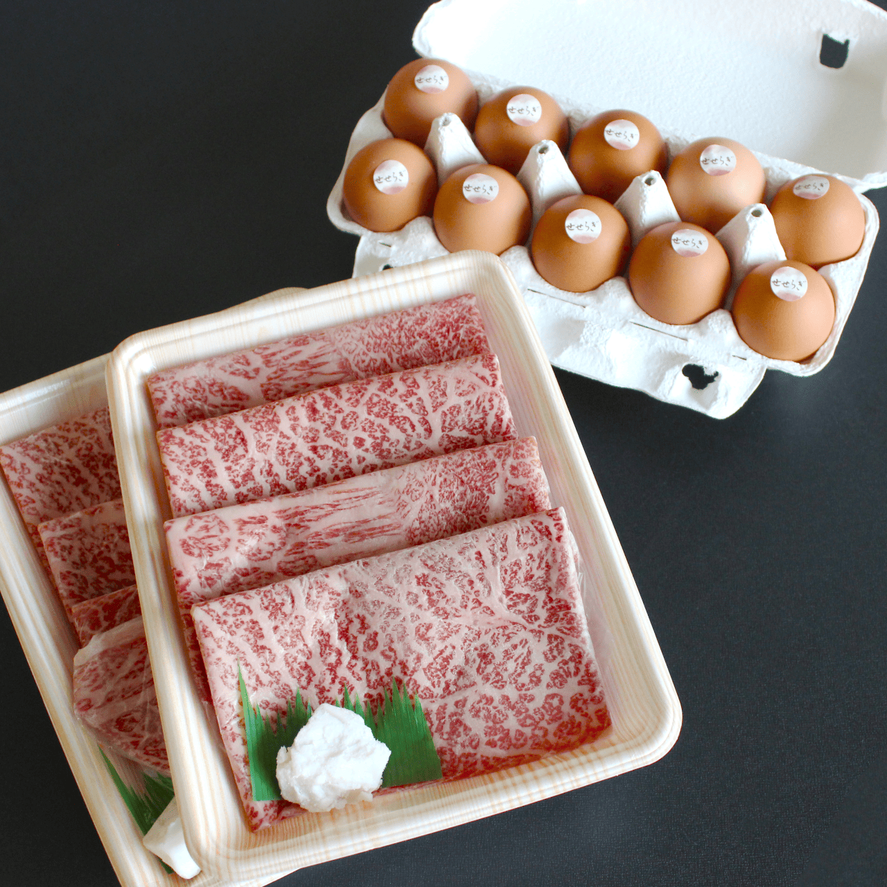 すき焼きセット　丹波路たまご「せせらぎ」10個＋兵庫県但馬産黒毛和牛雌牛「太田牛」