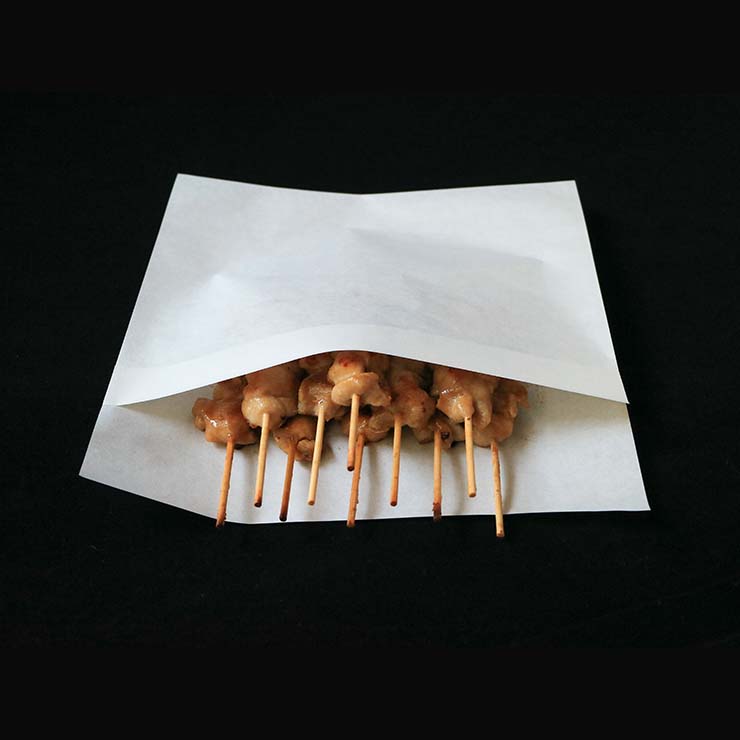 スチーム加熱済み焼き鳥 専用　包装資材(包材/袋/フードトレイ) 串物袋 100枚 5本～15本 白無地 食品 紙製でプラと比べて環境にやさしい 模擬店 お花見  お祭り バザー 屋台 食品 グルメ 文化祭