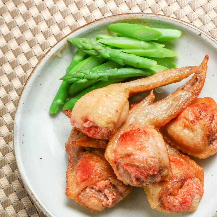 送料無料 手羽先餃子(手羽餃子/てばぎょうざ/手羽先ギョーザ) 冷凍食品 おかず バーベキュー 業務用 人気 唐揚げ 惣菜 チキン 鶏肉 お試し 鍋にも お取り寄せ グルメ食品 グルメ 肉 惣菜 点心 手羽先餃子 手羽先チーズ 手羽先明太 手羽先高菜明太 10本