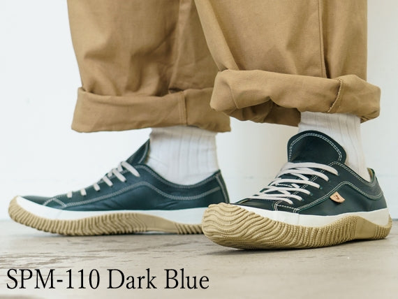 【サッカーや野球のスパイクにも使われるカンガルーレザーを使用し、疲れにくく感じるほどの履き心地！】SPM-110 Dark Blue 日本製ハンドメイドスニーカー サイズ交換可能 スピングルムーヴ SPINGLE MOVE 靴