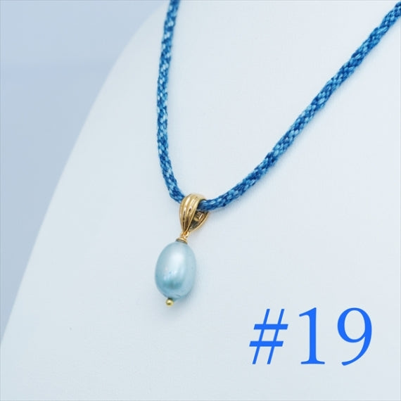 藍づくしのネックレス バリエーション約60cmタイプ　【生活用品・工芸品】