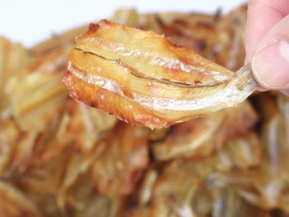 炙り焼き小いわし　100ｇ単位の量り売り！