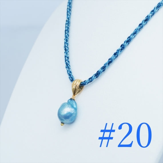 藍づくしのネックレス バリエーション約60cmタイプ　【生活用品・工芸品】