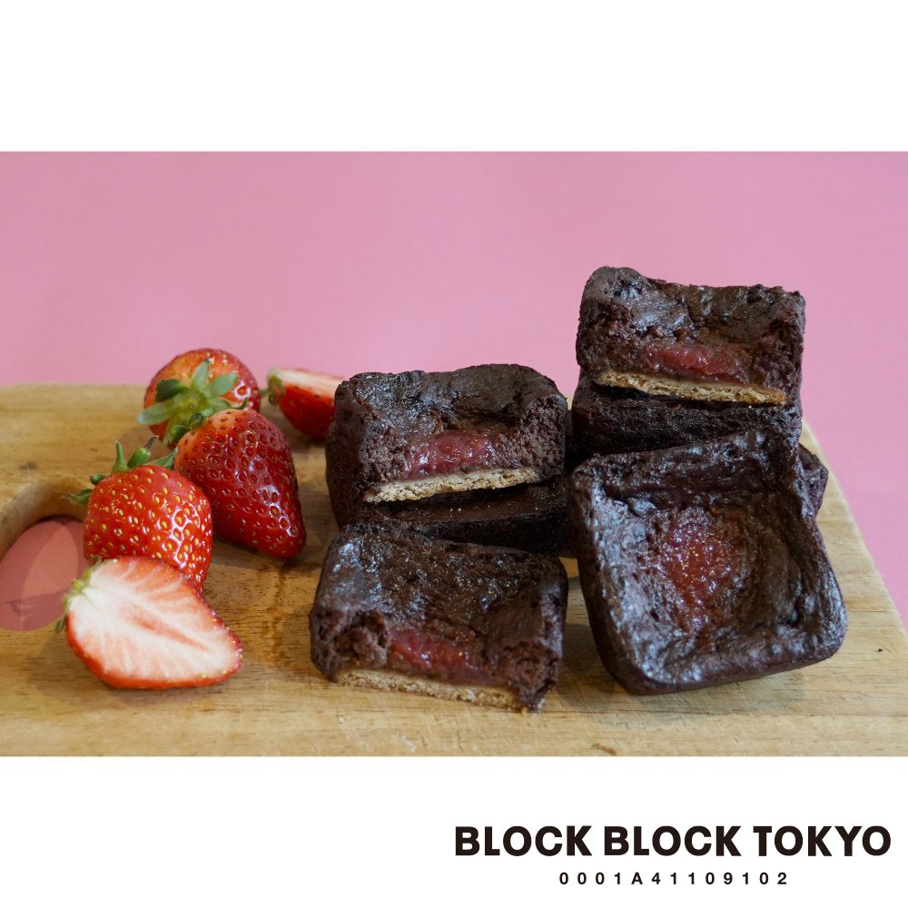 BLOCK BLOCK TOKYO バスクチーズケーキ／Basque Burnt Cheese Cake（ショコラストロベリー　8個入り）