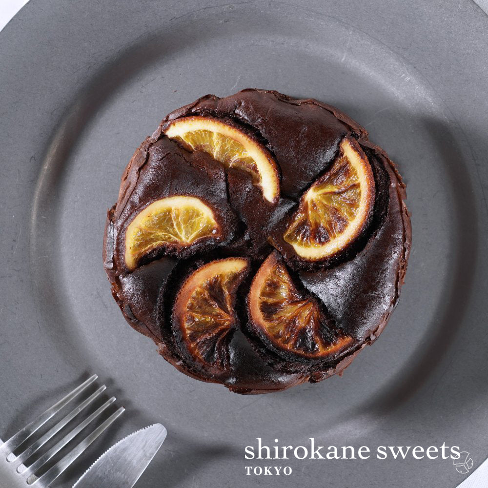 shirokane sweet TOKYO　白金バスクチーズケーキ（ショコラオレンジ）／白金スイーツ（シロカネスイーツ）