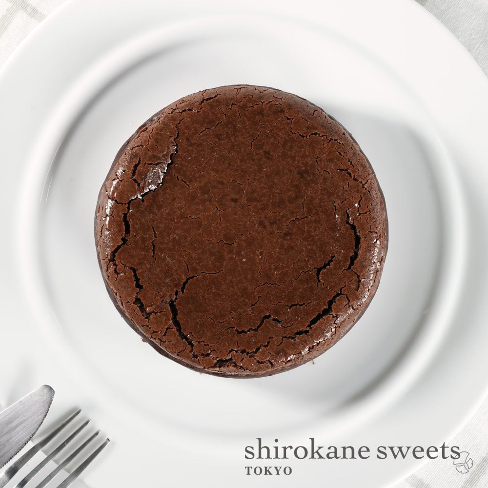 shirokane sweet TOKYO　白金ベイクドチーズケーキ（ショコラ）／白金スイーツ（シロカネスイーツ）