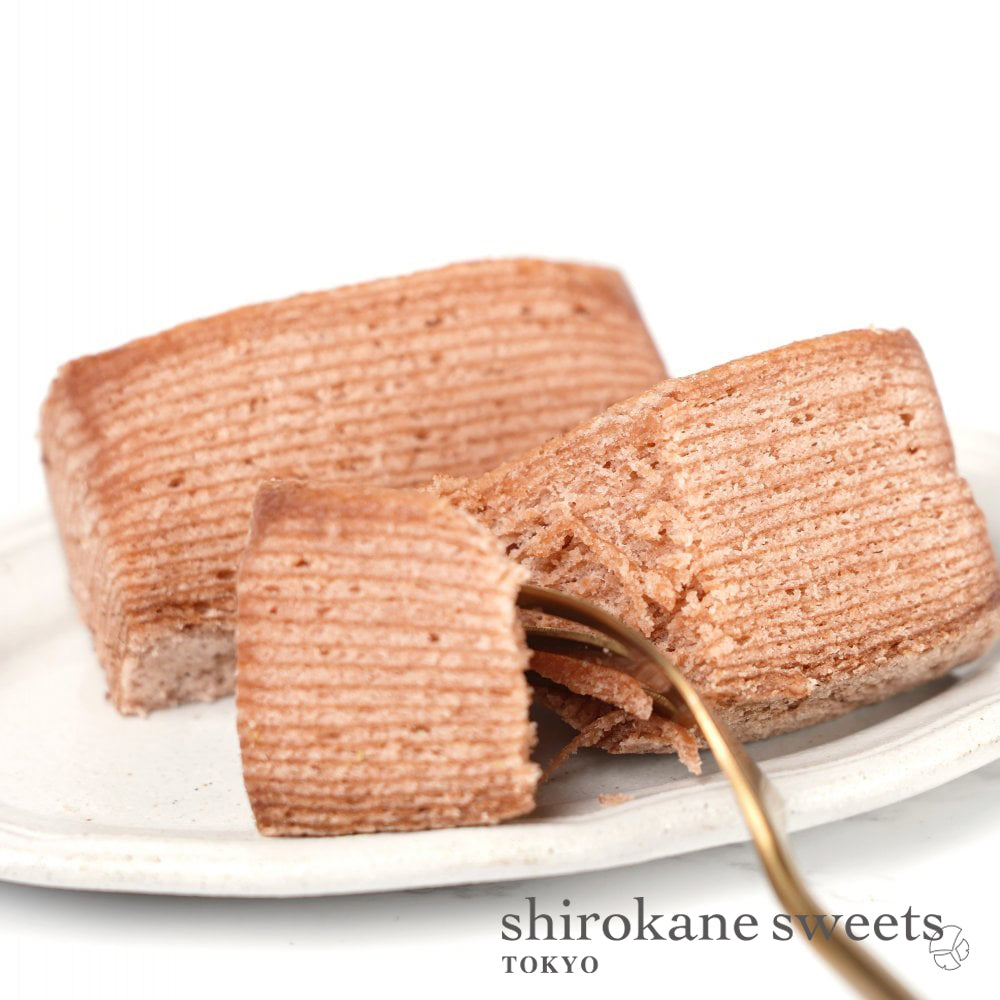 shirokane sweets TOKYO 白金バウム（苺）