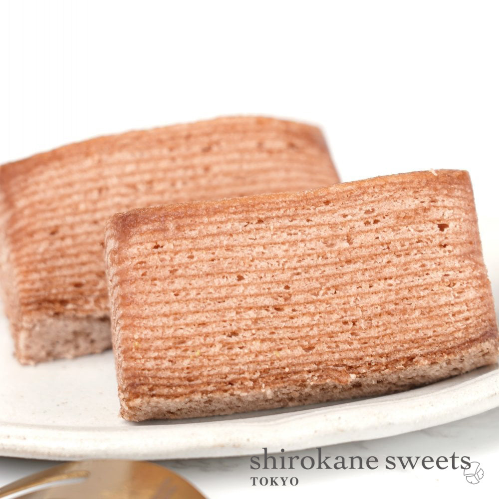 shirokane sweets TOKYO 白金バウム（苺）