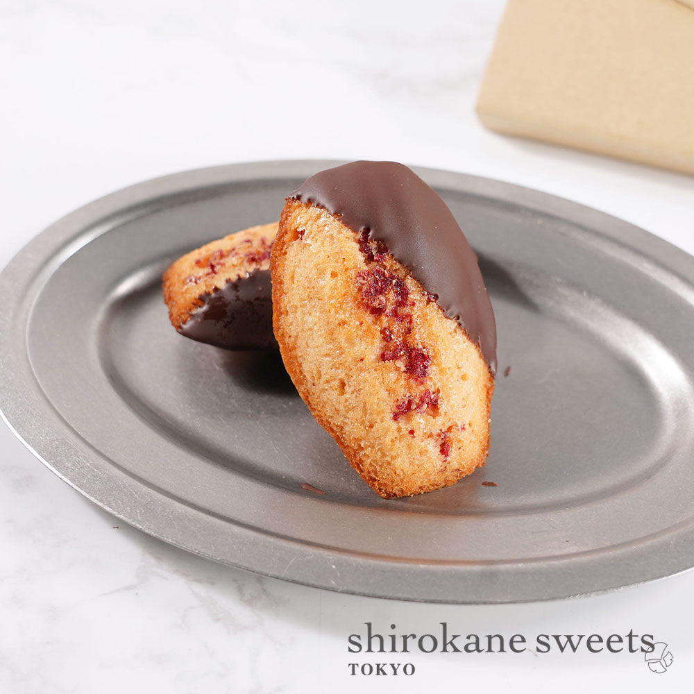 「送料無料・ポスト投函」shirokane sweets TOKYO 白金ショコラマドレーヌ（ベリー）　4個入